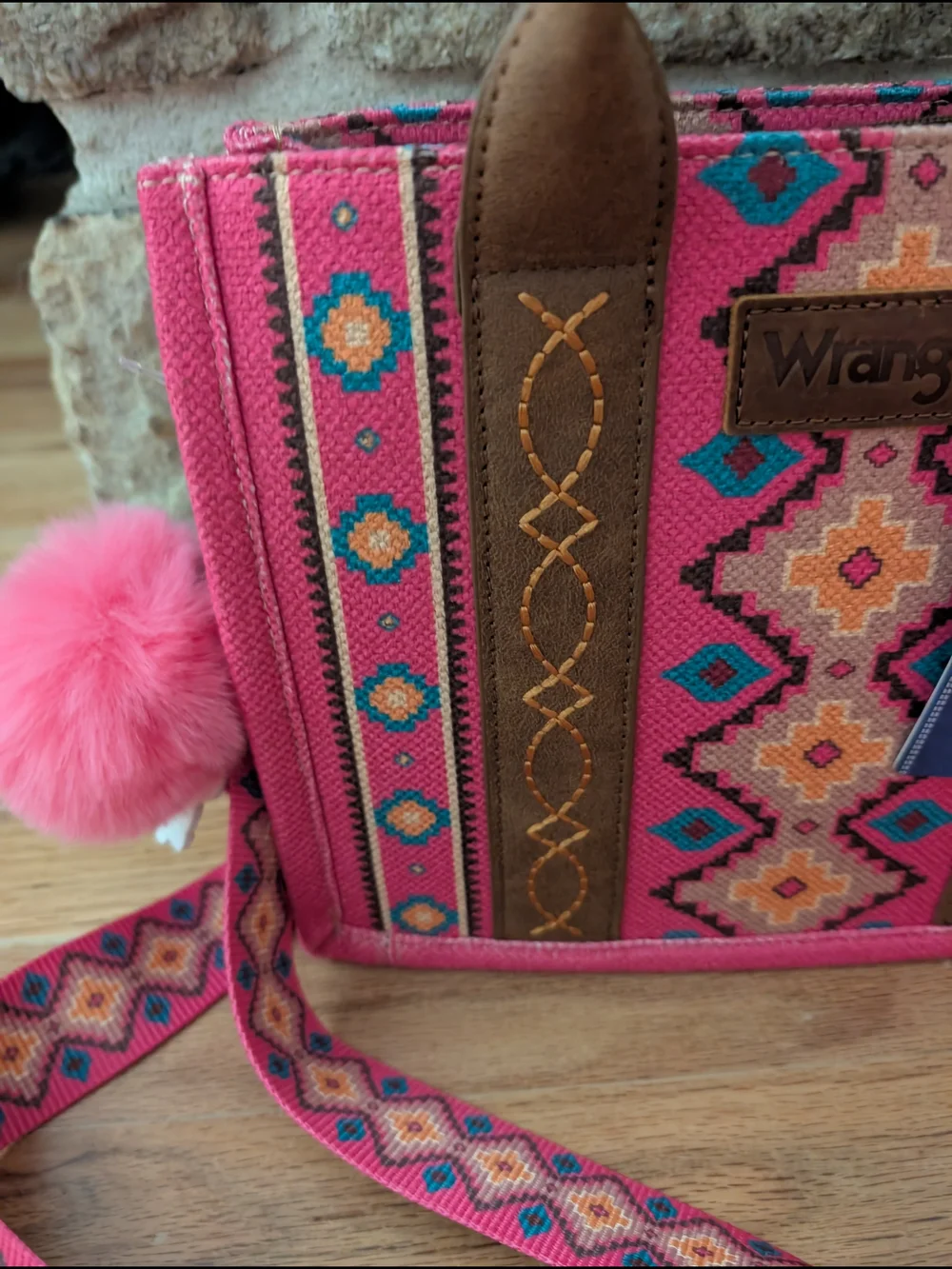 Wrangler pink aztec